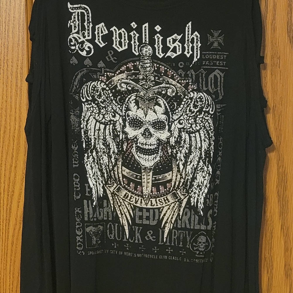 Black Long Sleeve Tee with Gothic Skull Design